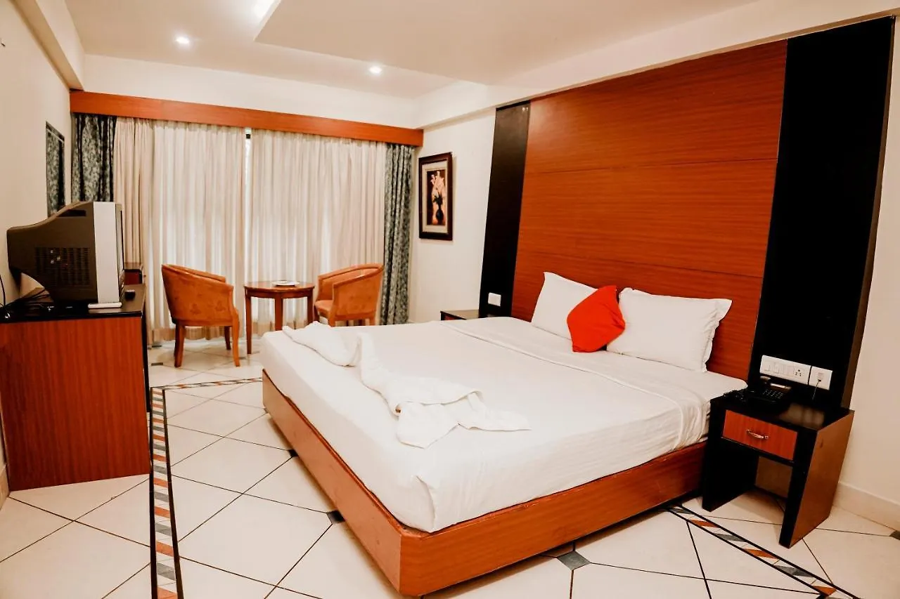 Emarald Resort Pulamanthole 3*,  India